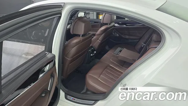 BMW 5 Series (G30) id 2700185 из Кореи 2