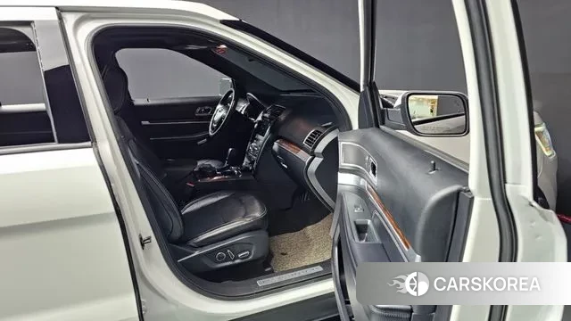 Ford Explorer 2018 Белый из Кореи, фото 2