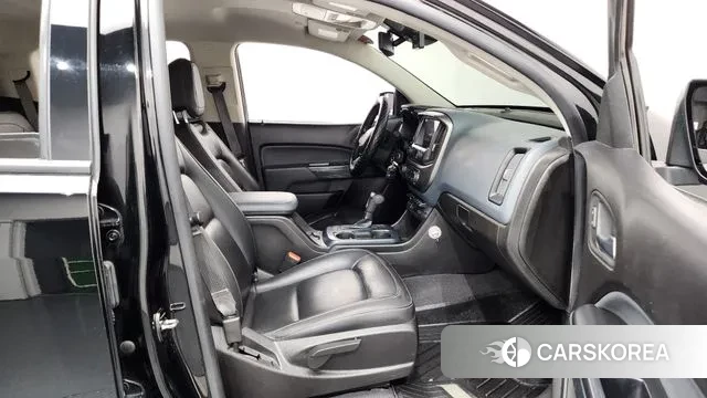 Chevrolet (GM Daewoo) Real New Colorado 2021 Черный из Кореи, фото 2