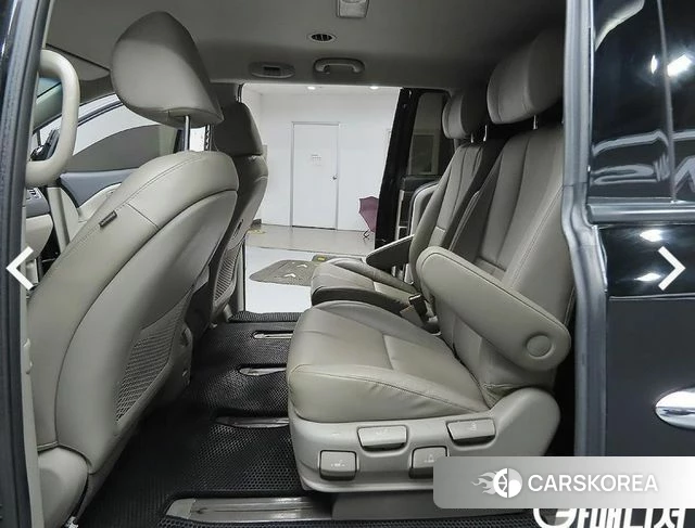 Kia The New Carnival 2018 Черный из Кореи, фото 2