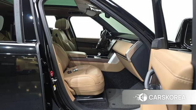 Land Rover Range Rover 5th Generation 2024 Черный из Кореи, фото 2