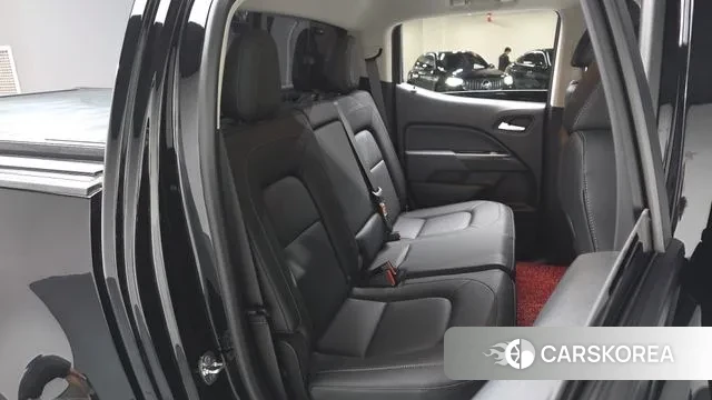 Chevrolet (GM Daewoo) Real New Colorado 2022 Черный из Кореи, фото 2