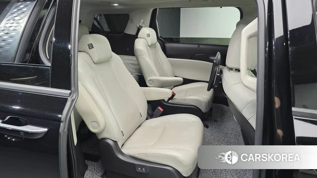 Kia Carnival 4th generation 2022 Черный из Кореи, фото 2