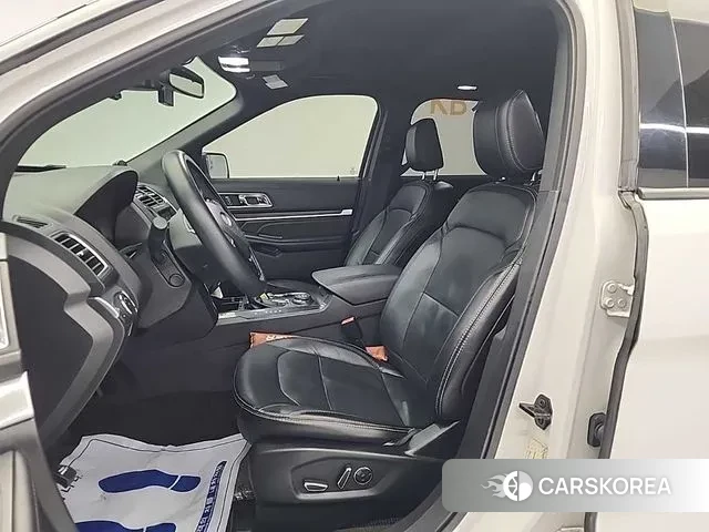 Ford Explorer 2018 Белый из Кореи, фото 2