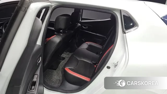 Renault Korea (Samsung) Clio 2018 Белый из Кореи, фото 2