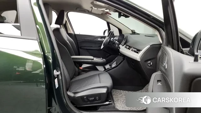 BMW 2 Series Active Tourer (U06) 2022 Зеленый из Кореи, фото 2