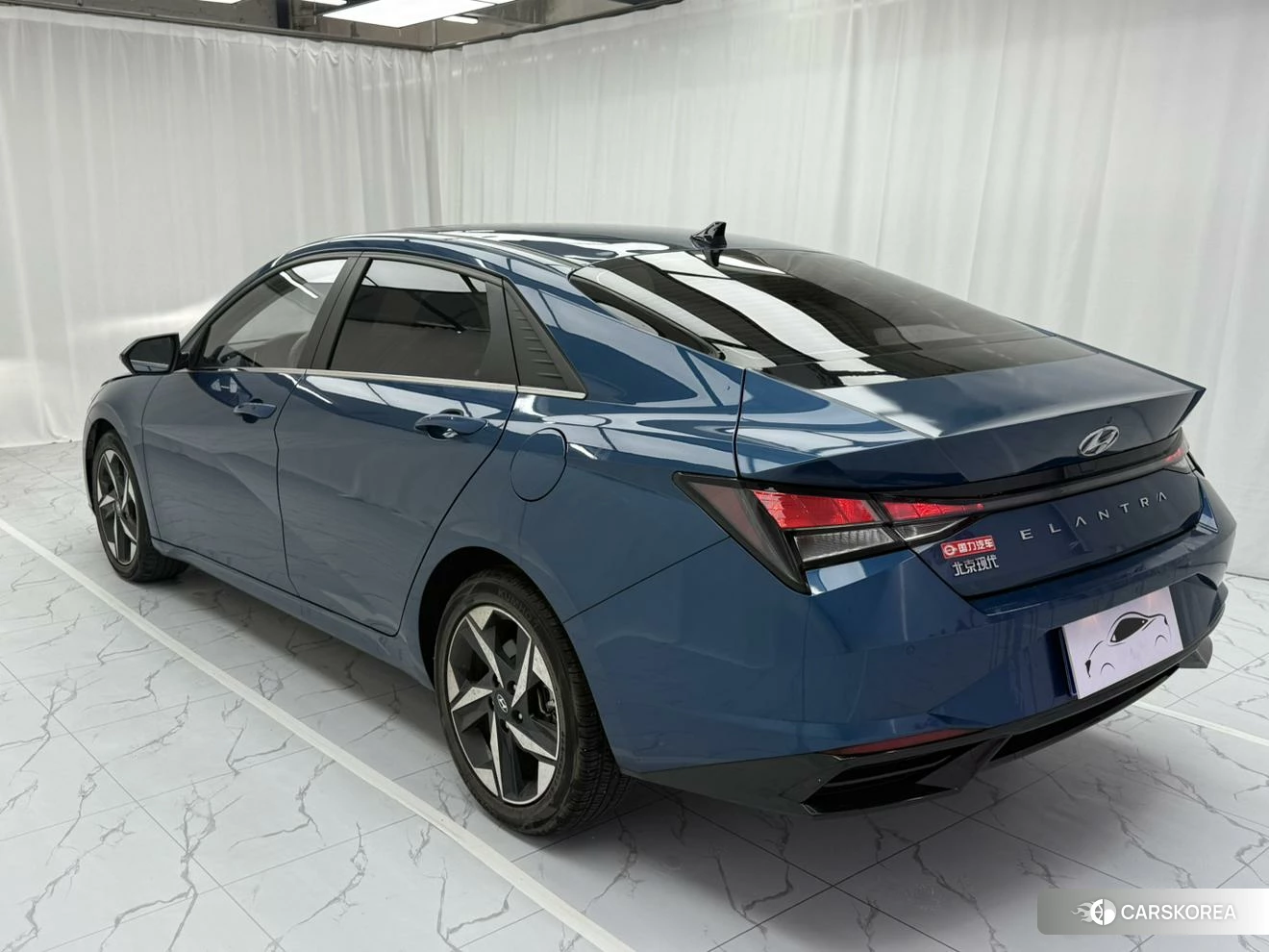 Hyundai Elantra 2023 Синий из Китая, фото 2