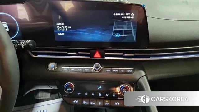 Hyundai The New Avante (CN7) 2024 Серебристо-серый из Кореи, фото 2