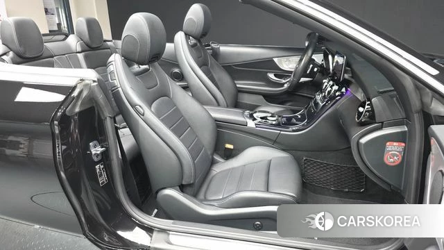 Mercedes-Benz C-Class W205 2019 Черный из Кореи, фото 2