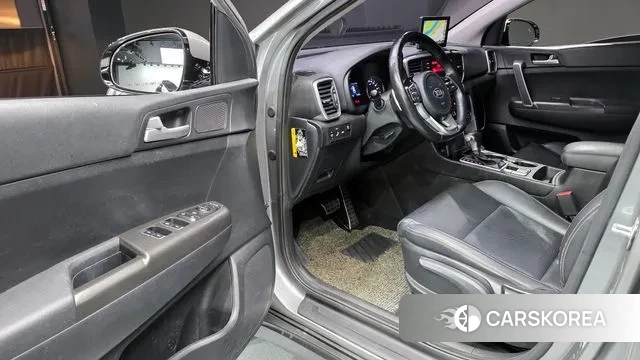 Kia Sportage The Bold 2019 Серебристо-серый из Кореи, фото 2