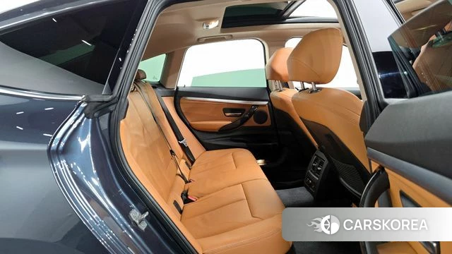 BMW 3 Series GT (F34) 2018 Серый из Кореи, фото 2