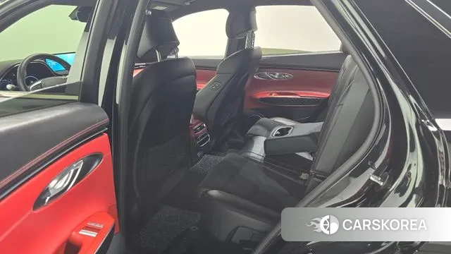 Genesis GV70 2022 Черный из Кореи, фото 2