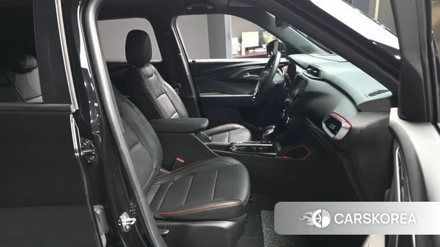 Chevrolet (GM Daewoo) Trailblazer 2022 Черный из Кореи, фото 2