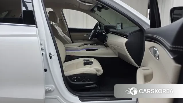 Genesis GV70 2024 Белый из Кореи, фото 2