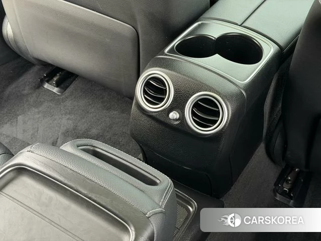 Mercedes-Benz E-class 2019 Белый из Китая, фото 2