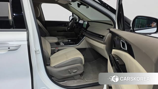 Kia Carnival 4th generation 2023 Белый из Кореи, фото 2