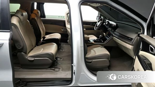 Kia Carnival 4th generation 2023 Белый из Кореи, фото 2