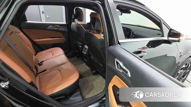Kia Sportage 5th Generation 2024 Черный из Кореи, фото 2