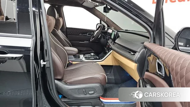 Kia Carnival 4th generation 2022 Черный из Кореи, фото 2