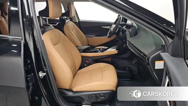 Kia EV6 2022 Черный из Кореи, фото 2