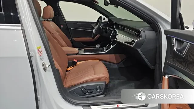 Audi A6 (C8) 2023 Белый из Кореи, фото 2