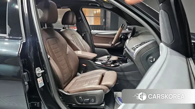 BMW X3 (G01) 2024 Черный из Кореи, фото 2