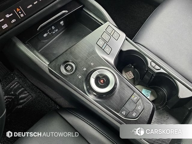 Kia The New Sportage 5th Generation Hybrid 2025 Белый из Кореи, фото 2