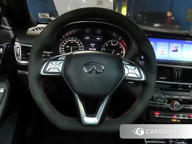 Infiniti Q30 2018 Жемчужный цвет из Кореи, фото 2