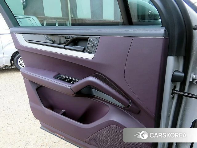 Porsche Cayenne (PO536) 2024 Серый из Кореи, фото 2