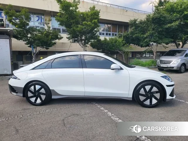 Hyundai Ionic 6 2022 Белый из Кореи, фото 2