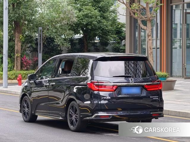 Honda Odyssey 2022 Черный из Китая, фото 2