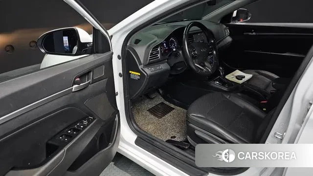 Hyundai The New Avante AD 2019 Белый из Кореи, фото 2