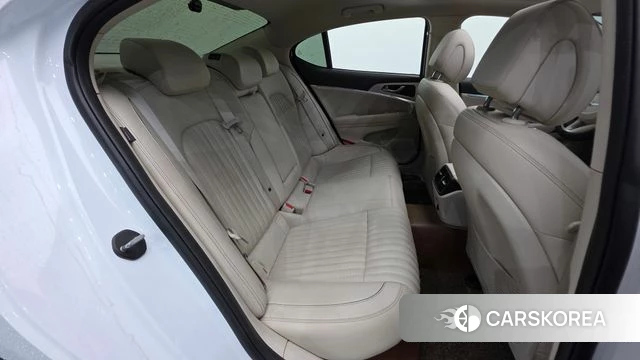 Genesis The New G70 2021 Белый из Кореи, фото 2