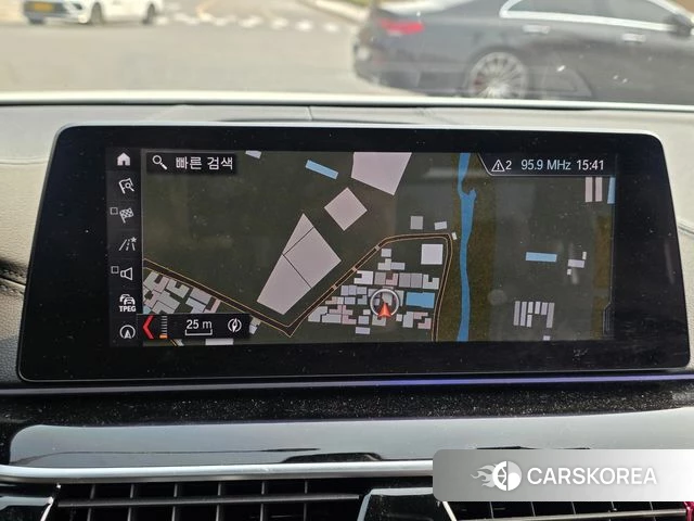 BMW 5 Series (G30) 2019 Белый из Кореи, фото 2