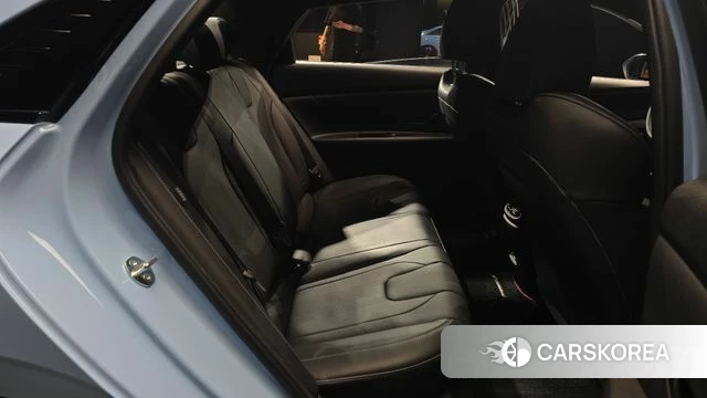 Hyundai The New Avante (CN7) 2025 Небесно-голубой из Кореи, фото 2