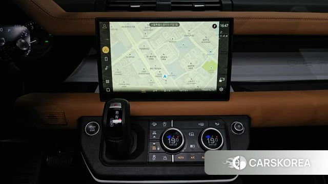 Land Rover Defender (L663) 2023 Черный из Кореи, фото 2