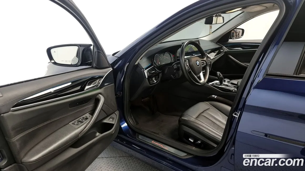 BMW 5 Series (G30) 2018 Синий из Кореи, фото 2