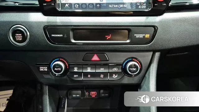 Kia Niro 2018 Белый из Кореи, фото 2