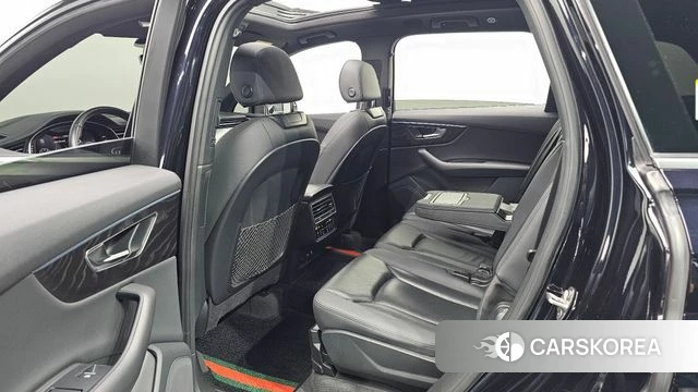 Audi Q7 (4M) 2021 Черный из Кореи, фото 2