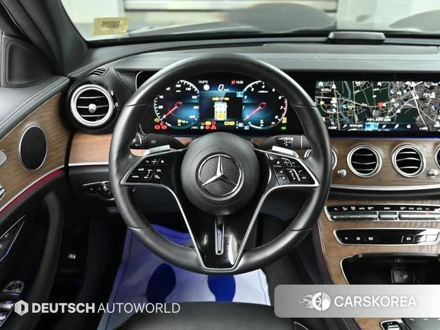 Mercedes-Benz E-Class W213 2023 Черный из Кореи, фото 2