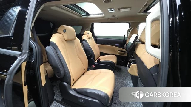 Kia Carnival 4th generation 2022 Черный из Кореи, фото 2