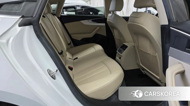 Audi A5 (F5) 2021 Белый из Кореи, фото 2