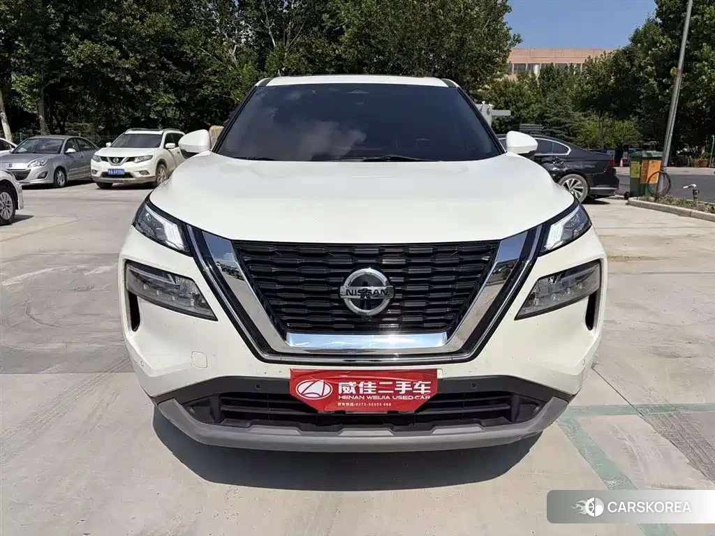 Nissan Qijun 2021 Белый из Китая, фото 2