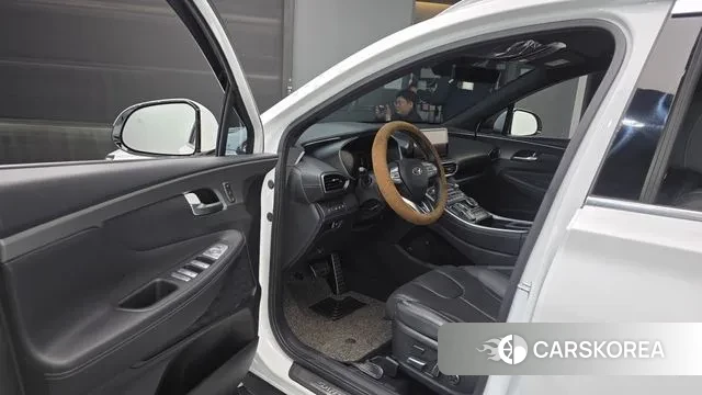 Hyundai The New Santa Fe 2023 Белый из Кореи, фото 2