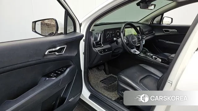 Kia Sportage 5th Generation Hybrid 2021 Белый из Кореи, фото 2