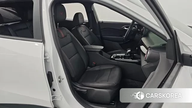 Chevrolet (GM Daewoo) Trax Crossover 2023 Белый из Кореи, фото 2