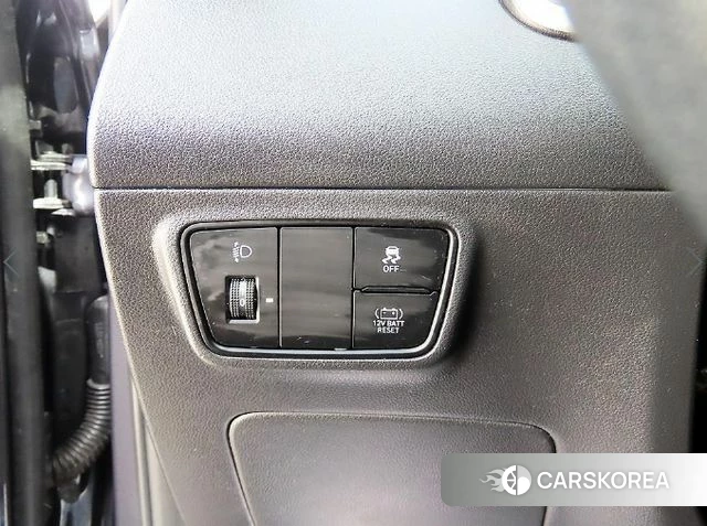 Hyundai Tucson Hybrid (NX4) 2022 Серебристо-серый из Кореи, фото 2