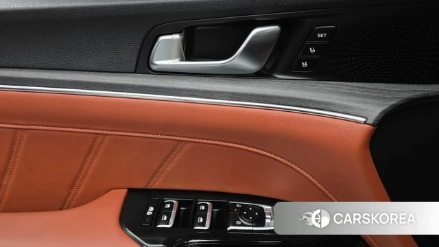 Kia The New K5 3rd generation 2023 Белый из Кореи, фото 2