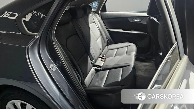 Kia The New K3 2nd generation 2021 Серый из Кореи, фото 2