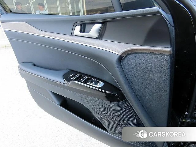 Kia K5 3rd generation 2023 Черный из Кореи, фото 2